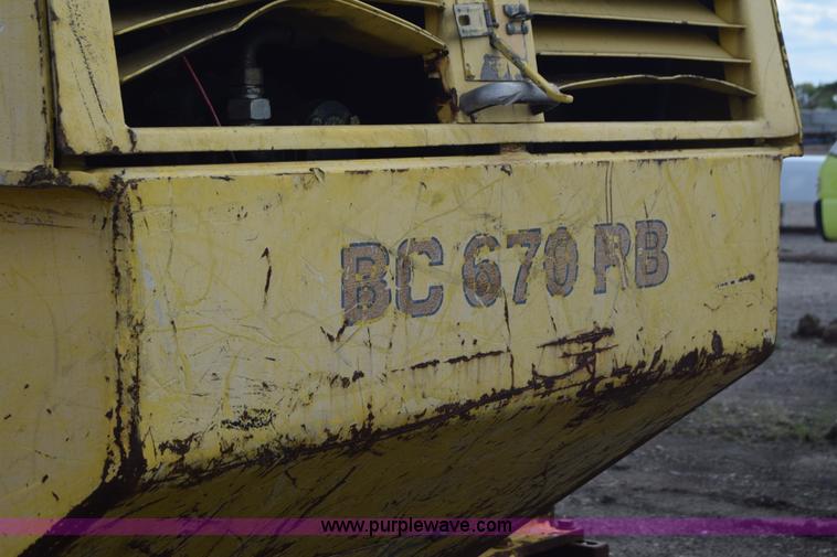 image for item CA9886 Bomag BC670RB landfill compactor