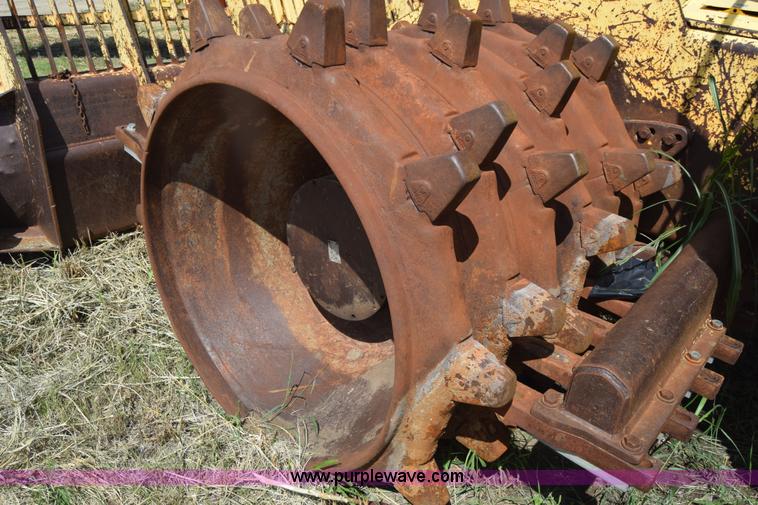 image for item CA9888 Bomag landfill compactor