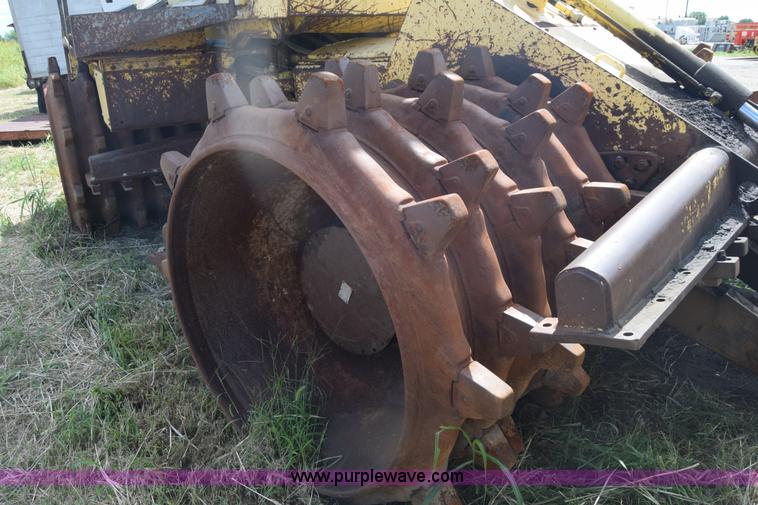 image for item CA9888 Bomag landfill compactor