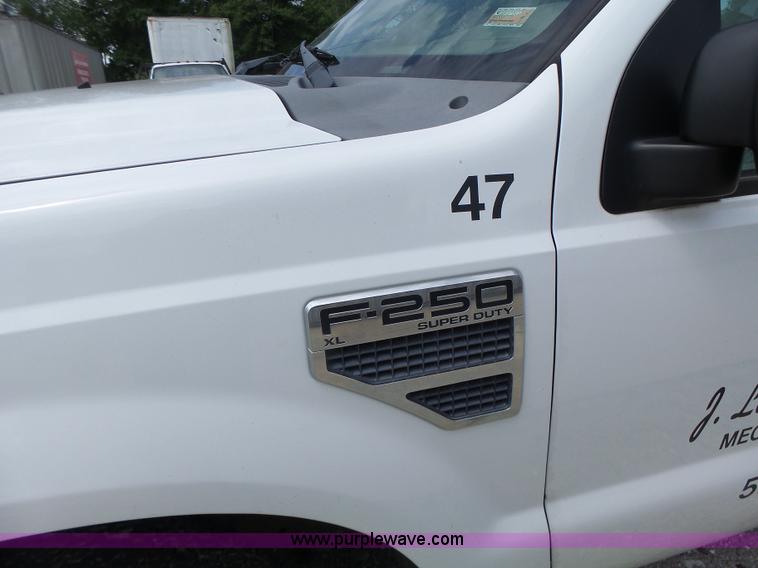 image for item CC9307 2008 Ford F250 SuperCab pickup truck