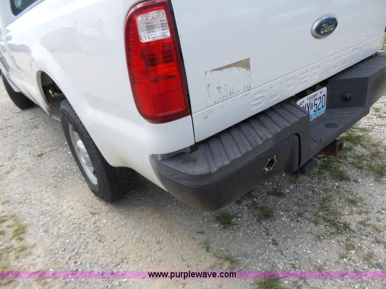 image for item CC9307 2008 Ford F250 SuperCab pickup truck