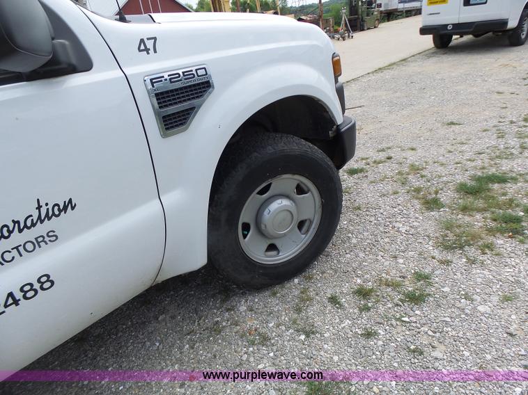 image for item CC9307 2008 Ford F250 SuperCab pickup truck