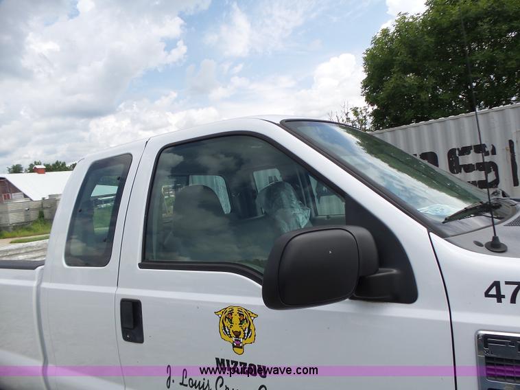 image for item CC9307 2008 Ford F250 SuperCab pickup truck