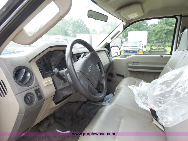 image for item CC9307 2008 Ford F250 SuperCab pickup truck