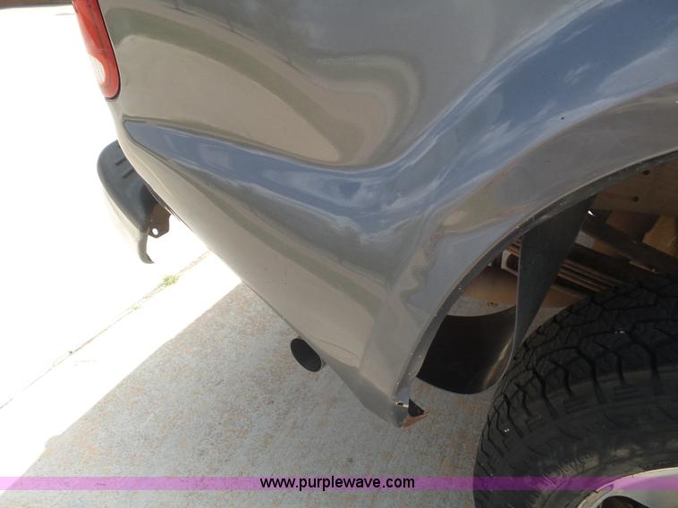 image for item CD9407 2006 Ford F250 Super Duty Crew Cab pickup truck