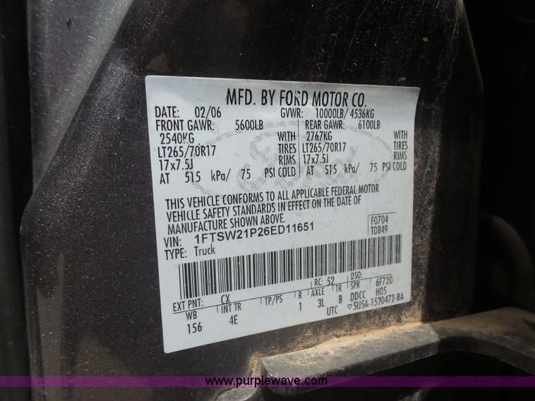 image for item CD9407 2006 Ford F250 Super Duty Crew Cab pickup truck