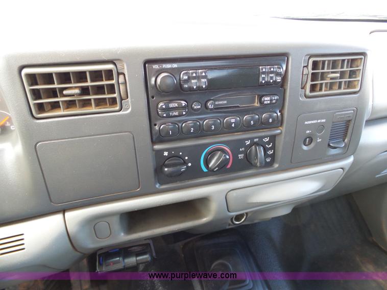 image for item DB4503 2002 Ford F550 SuperCab flatbed truck