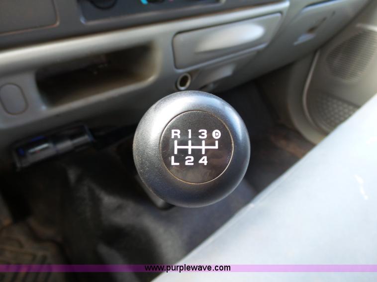 image for item DB4503 2002 Ford F550 SuperCab flatbed truck