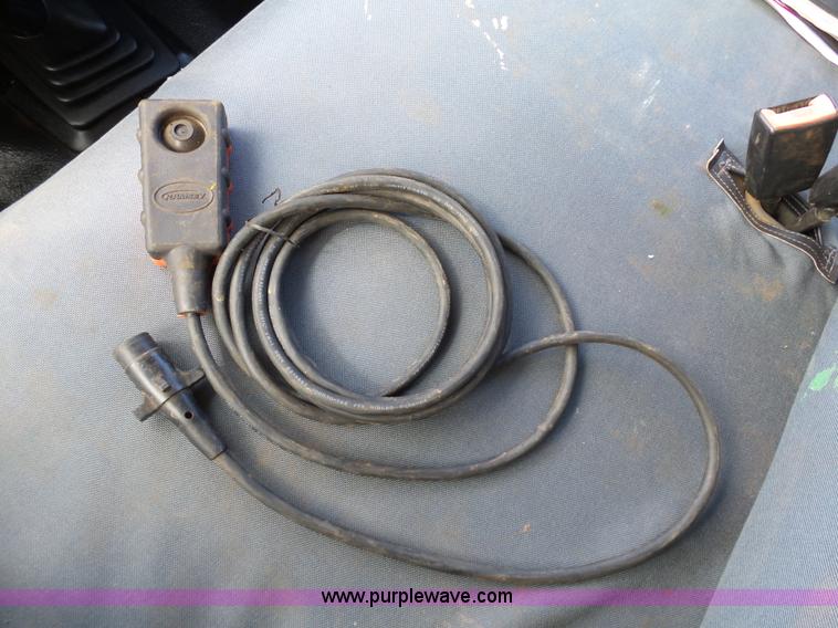 image for item DB4503 2002 Ford F550 SuperCab flatbed truck