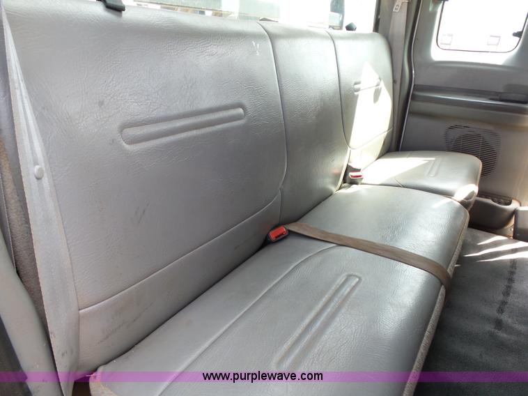 image for item DB4503 2002 Ford F550 SuperCab flatbed truck