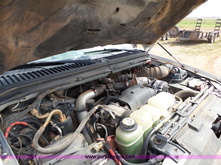 image for item DB4503 2002 Ford F550 SuperCab flatbed truck