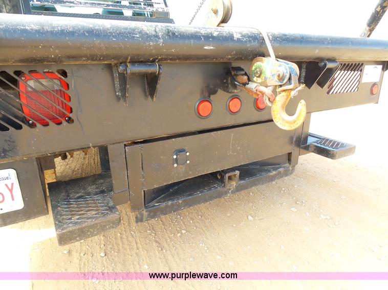 image for item DB4503 2002 Ford F550 SuperCab flatbed truck