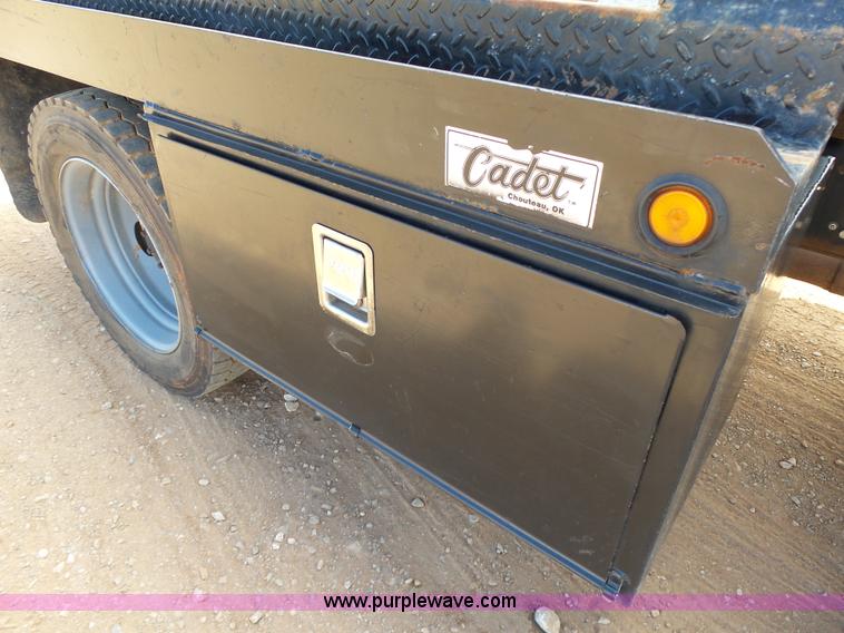 image for item DB4503 2002 Ford F550 SuperCab flatbed truck