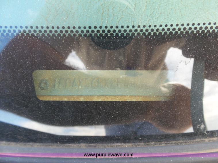 image for item DB4503 2002 Ford F550 SuperCab flatbed truck