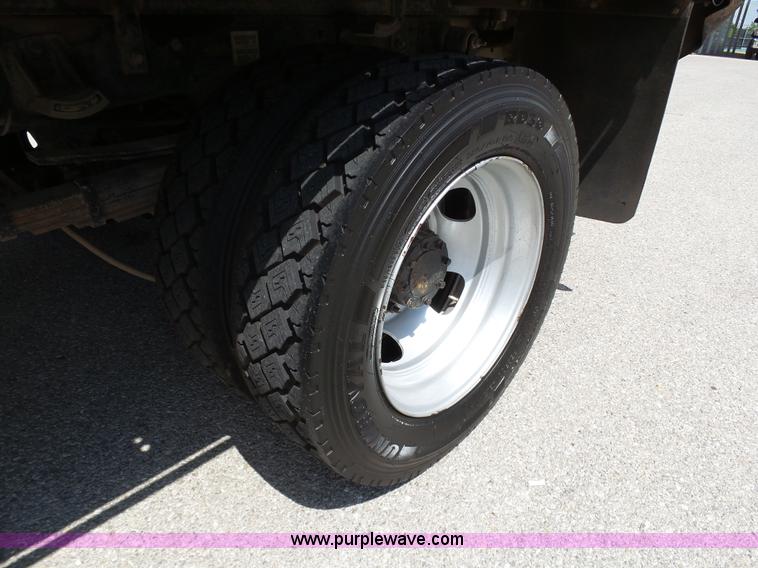 image for item DB4509 2012 Dodge Ram 4500HD flatbed truck