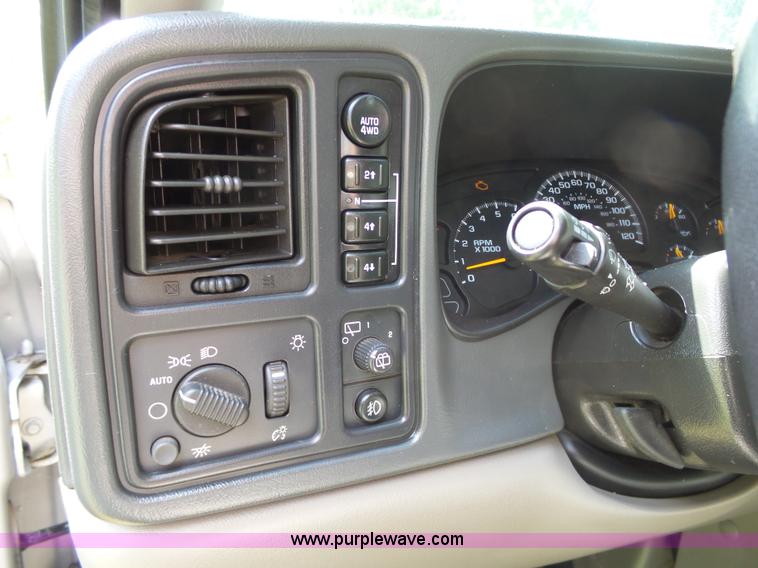 image for item DB4510 2006 GMC Yukon 1500 XL SUV