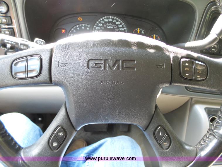 image for item DB4510 2006 GMC Yukon 1500 XL SUV