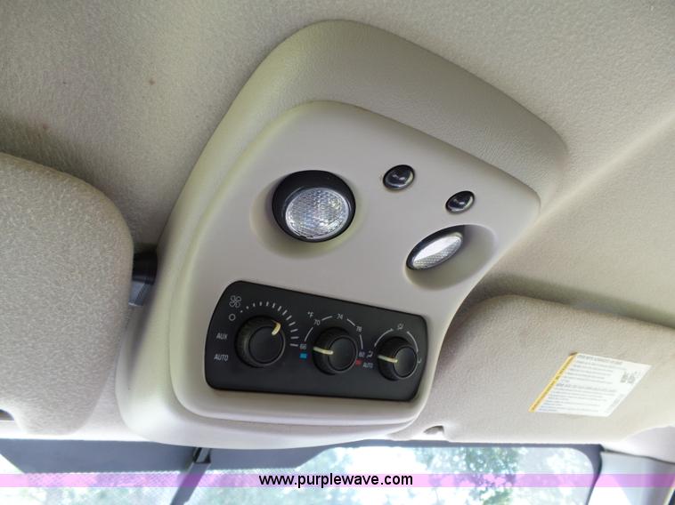 image for item DB4510 2006 GMC Yukon 1500 XL SUV