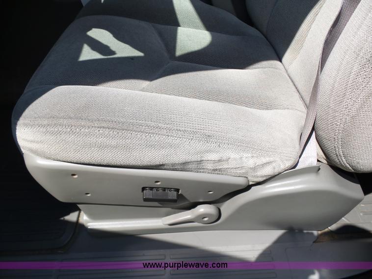 image for item DB4510 2006 GMC Yukon 1500 XL SUV