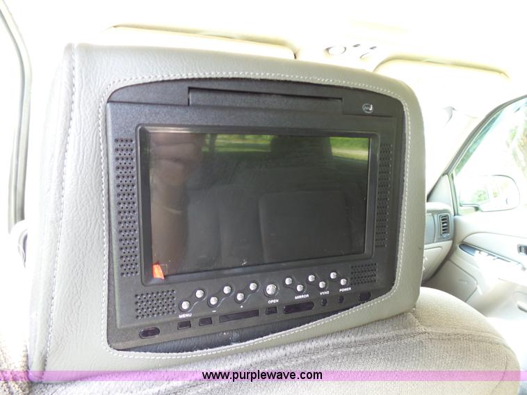 image for item DB4510 2006 GMC Yukon 1500 XL SUV