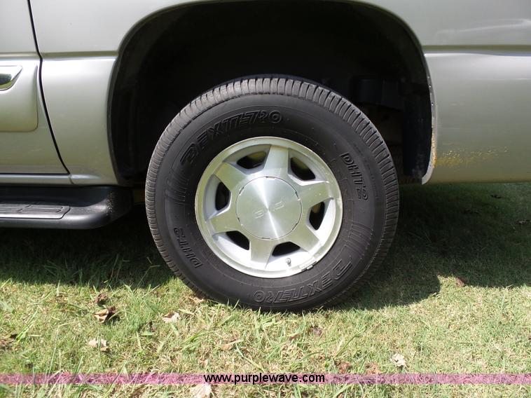 image for item DB4510 2006 GMC Yukon 1500 XL SUV