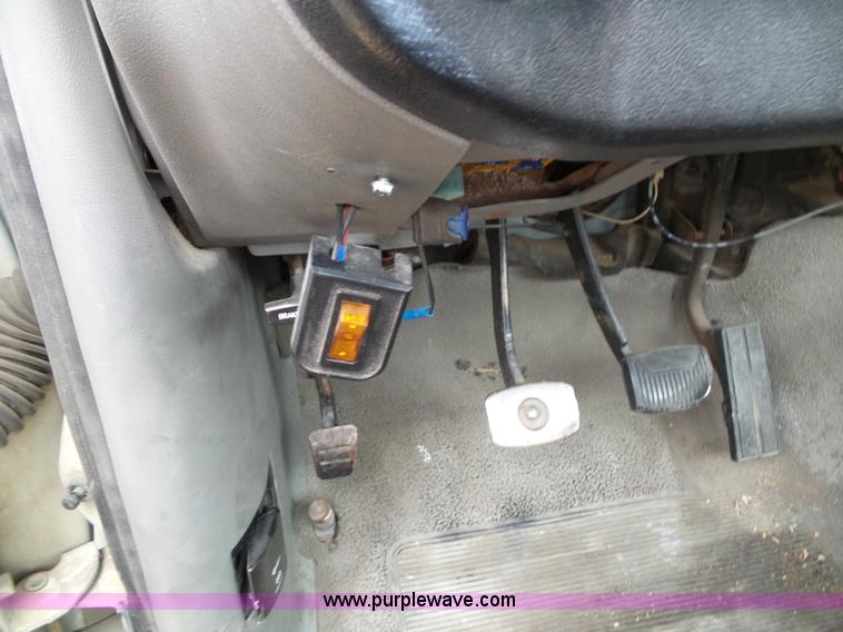 image for item J4808 1988 Ford F250 HD Custom pickup truck