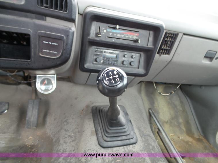 image for item J4808 1988 Ford F250 HD Custom pickup truck