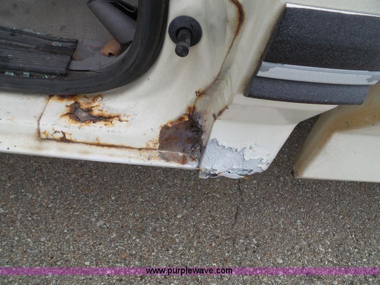 image for item J4808 1988 Ford F250 HD Custom pickup truck