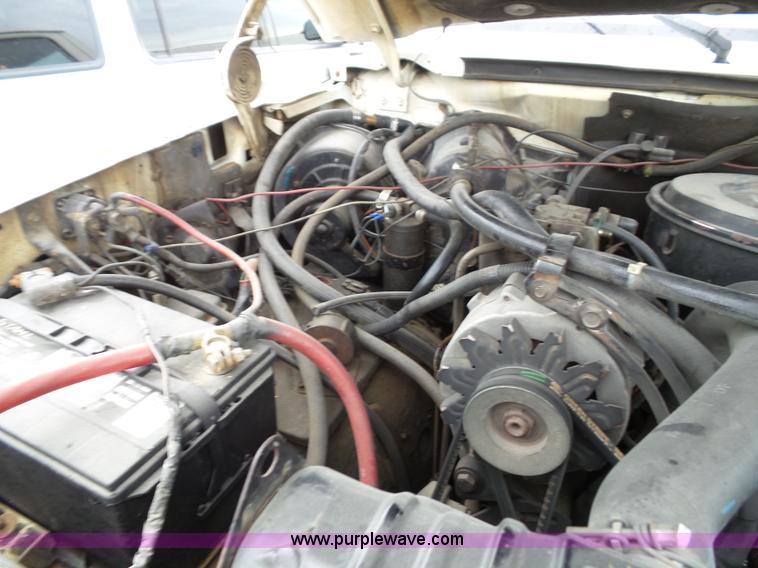 image for item J4808 1988 Ford F250 HD Custom pickup truck