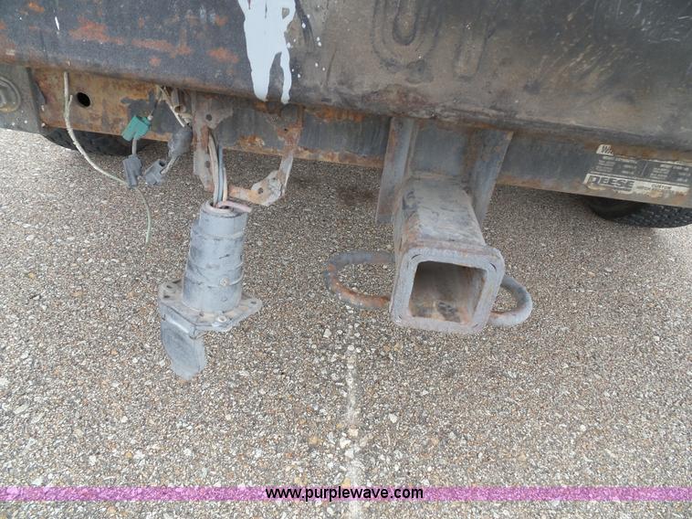 image for item J4808 1988 Ford F250 HD Custom pickup truck