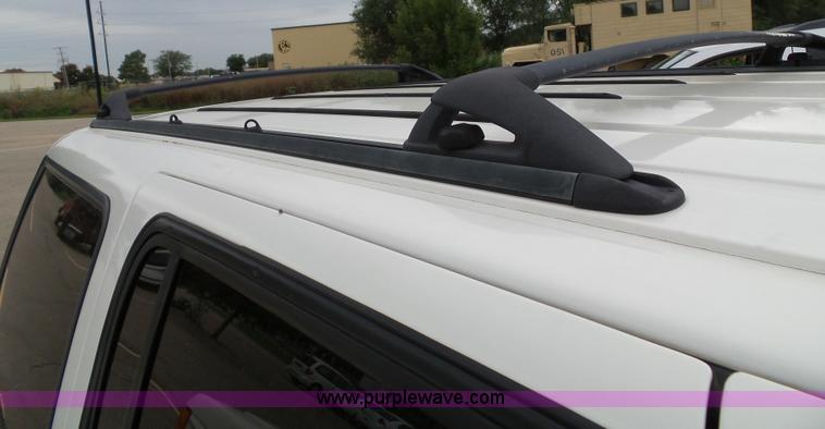 image for item J4809 2000 Ford Explorer Limited SUV