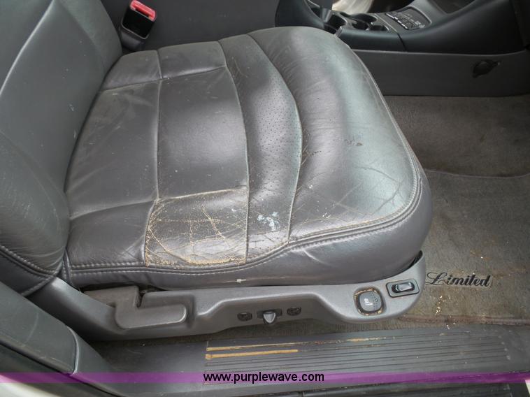 image for item J4809 2000 Ford Explorer Limited SUV