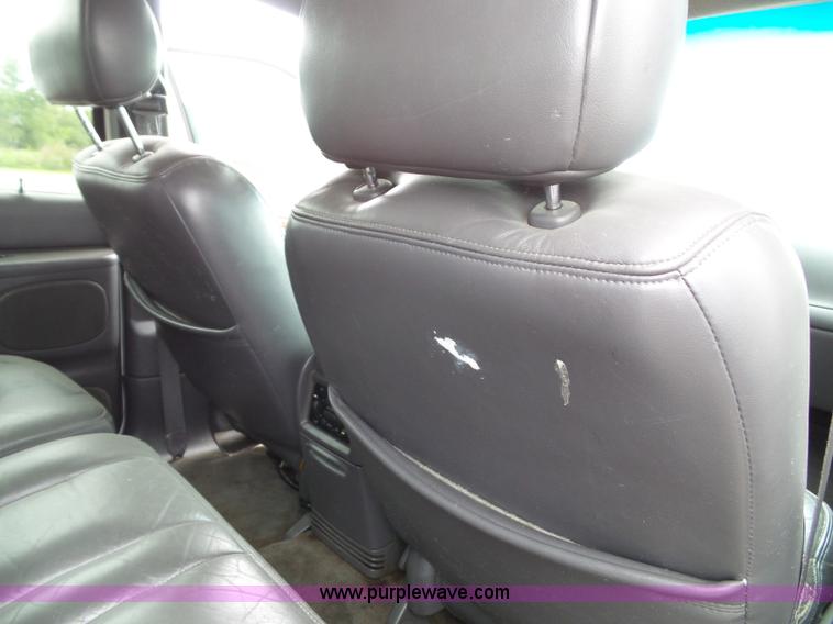 image for item J4809 2000 Ford Explorer Limited SUV