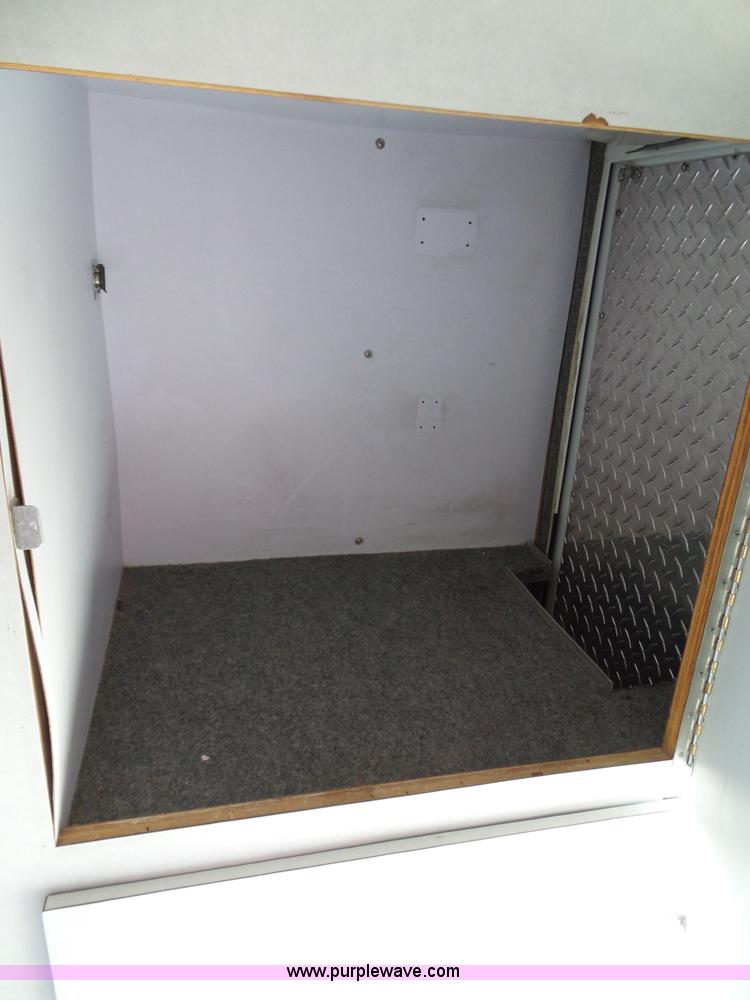 image for item J4816 1991 Ford Econoline E350 ambulance