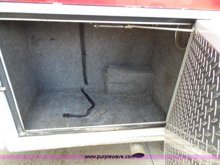 image for item J4816 1991 Ford Econoline E350 ambulance