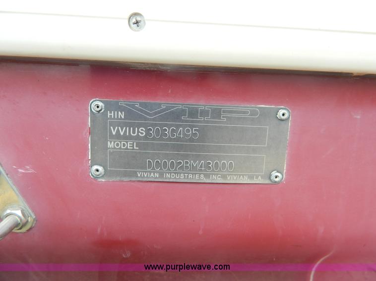 image for item J5095 1995 Deckliner VIP boat