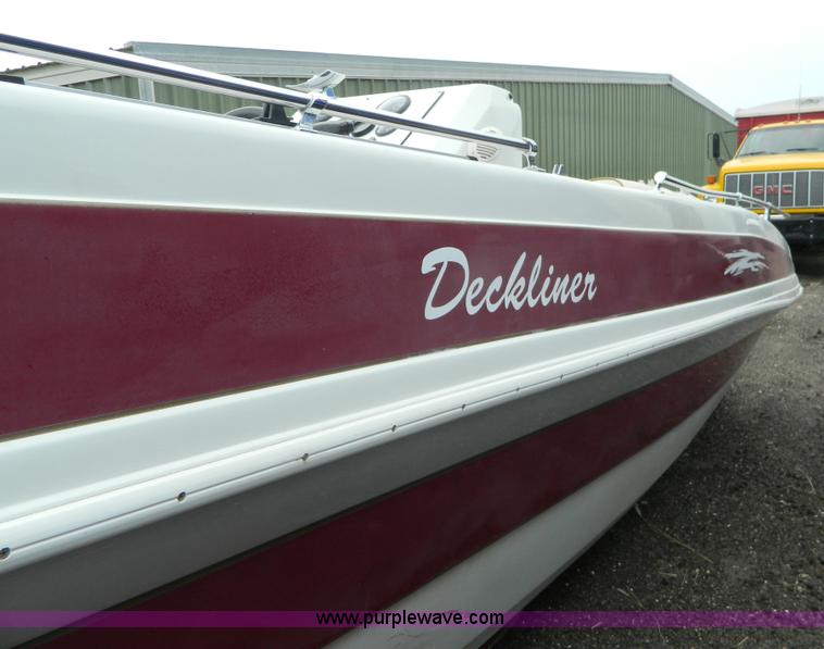 image for item J5095 1995 Deckliner VIP boat