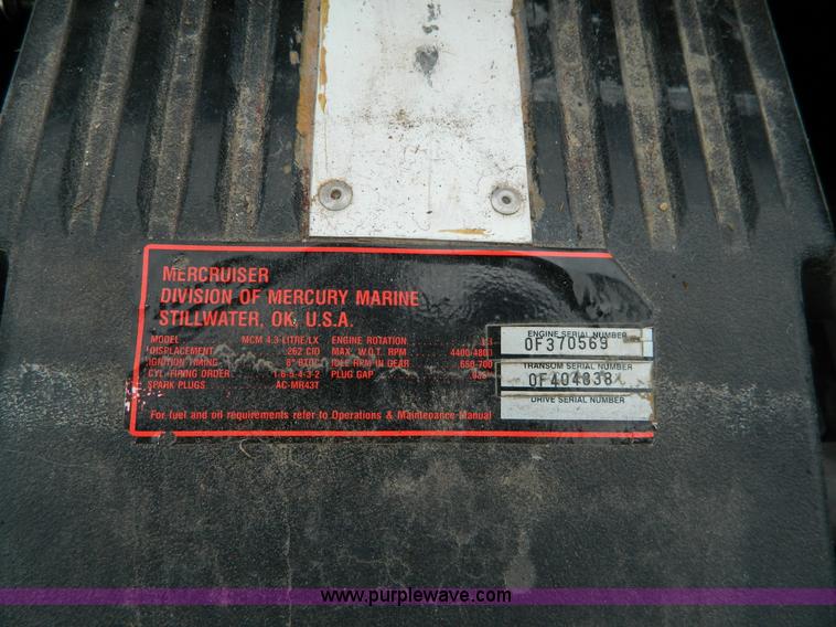 image for item J5095 1995 Deckliner VIP boat