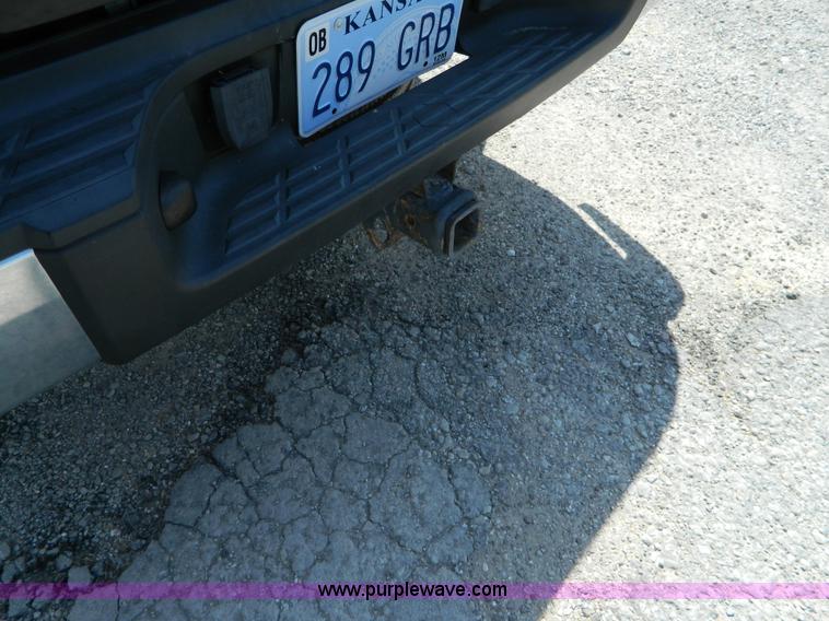 image for item J5107 2008 Chevrolet Silverado 2500HD Crew Cab pickup truck