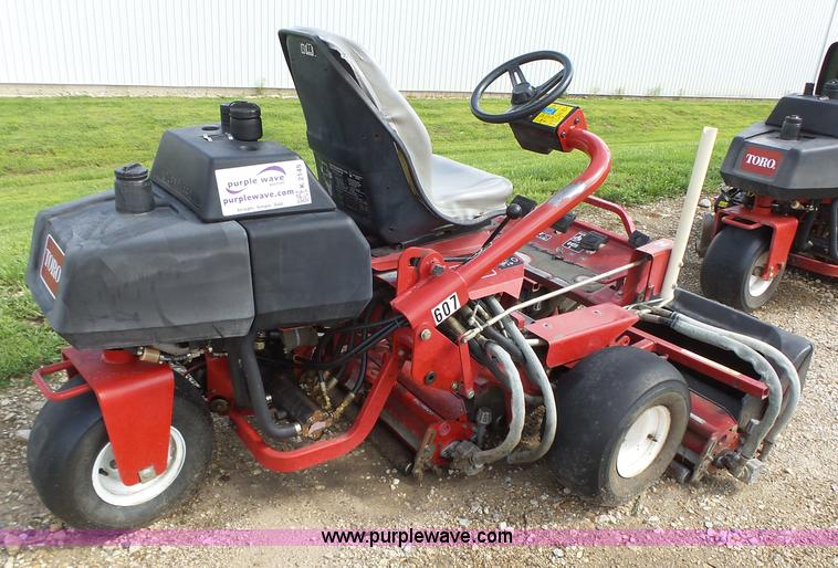 image for item K2149 Toro Greenmaster 3100 reel mower