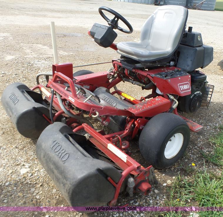 image for item K2149 Toro Greenmaster 3100 reel mower