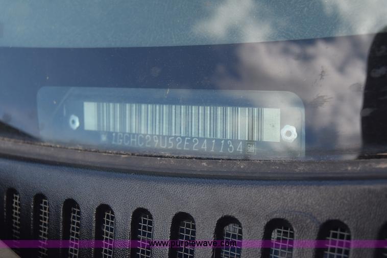 image for item K2794 2002 Chevrolet Silverado 2500HD Ext. Cab pickup truck