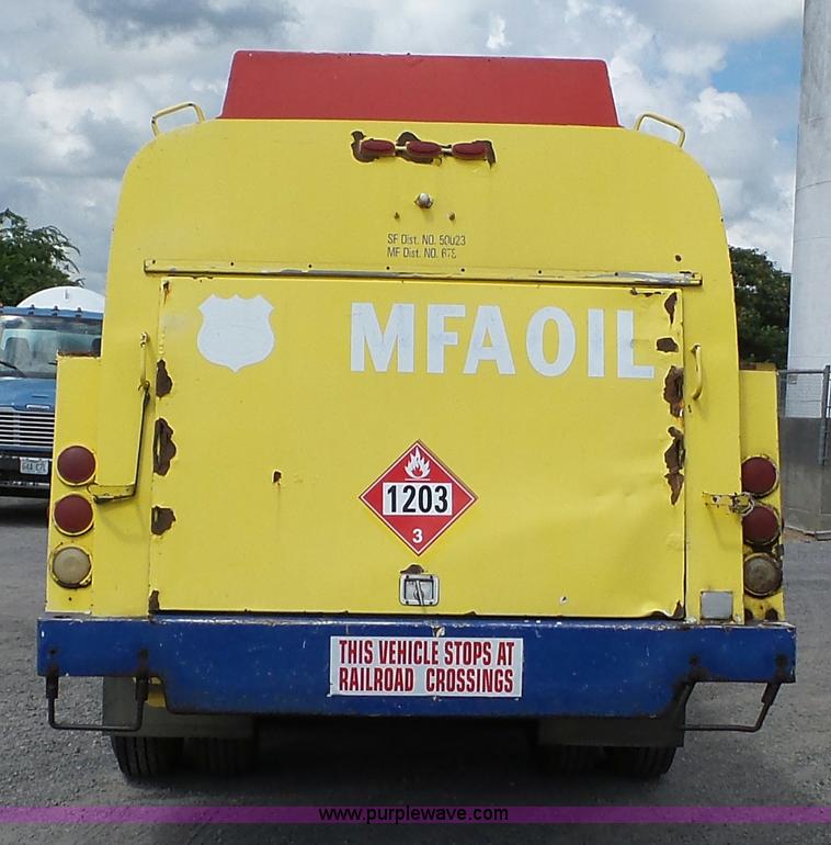 image for item K3479 1998 Freightliner FLD fuel truck