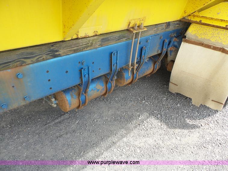 image for item K3479 1998 Freightliner FLD fuel truck