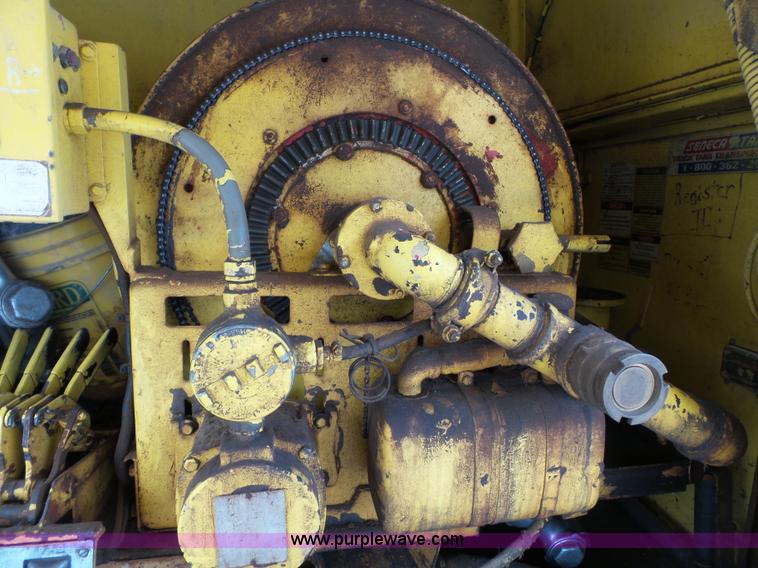 image for item K3479 1998 Freightliner FLD fuel truck