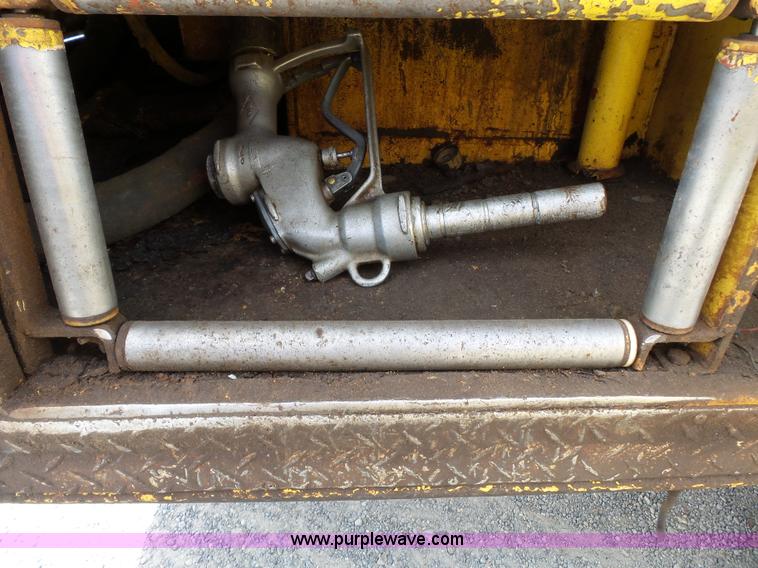 image for item K3479 1998 Freightliner FLD fuel truck