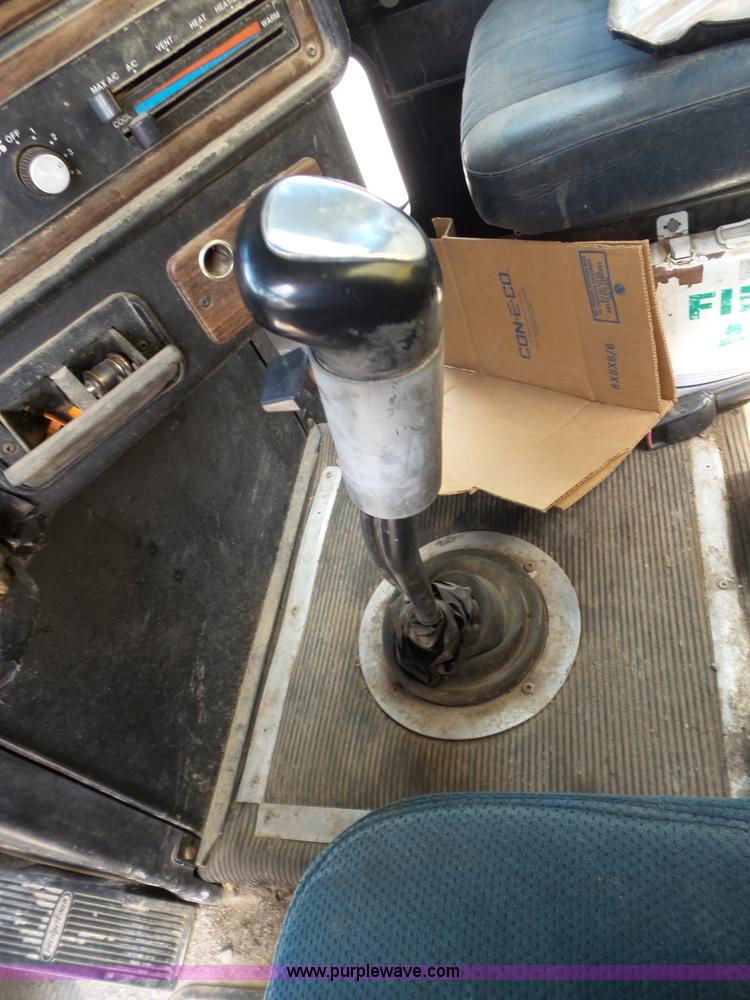 image for item K3479 1998 Freightliner FLD fuel truck