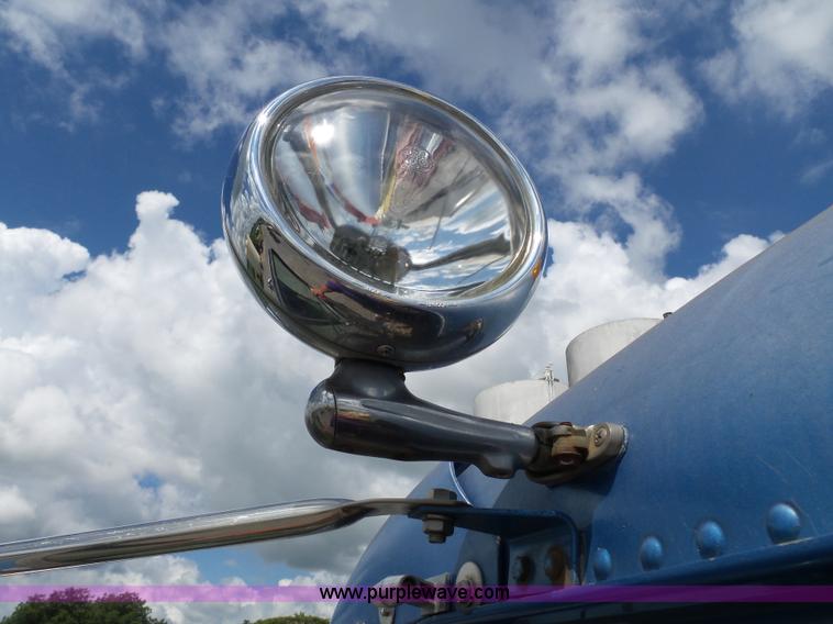 image for item K3479 1998 Freightliner FLD fuel truck