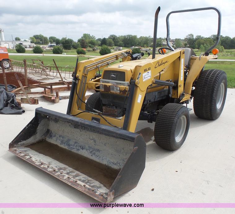 image for item K3499 Challenger MT297 MFWD tractor