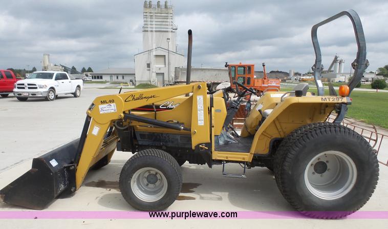 image for item K3499 Challenger MT297 MFWD tractor
